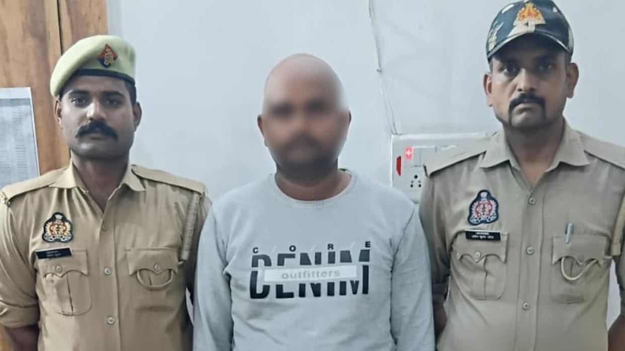 Third constable arrested in robbery case, Rs 12,000 recovered