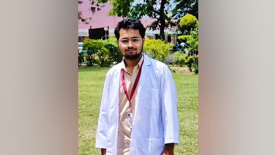Paramedical student murders female student in Pilibhit District Hospital CT scan room
