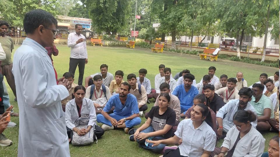 Pilibhit Murder fellow student killed Kashish murdered in CT scan room within 10 minutes full timeline