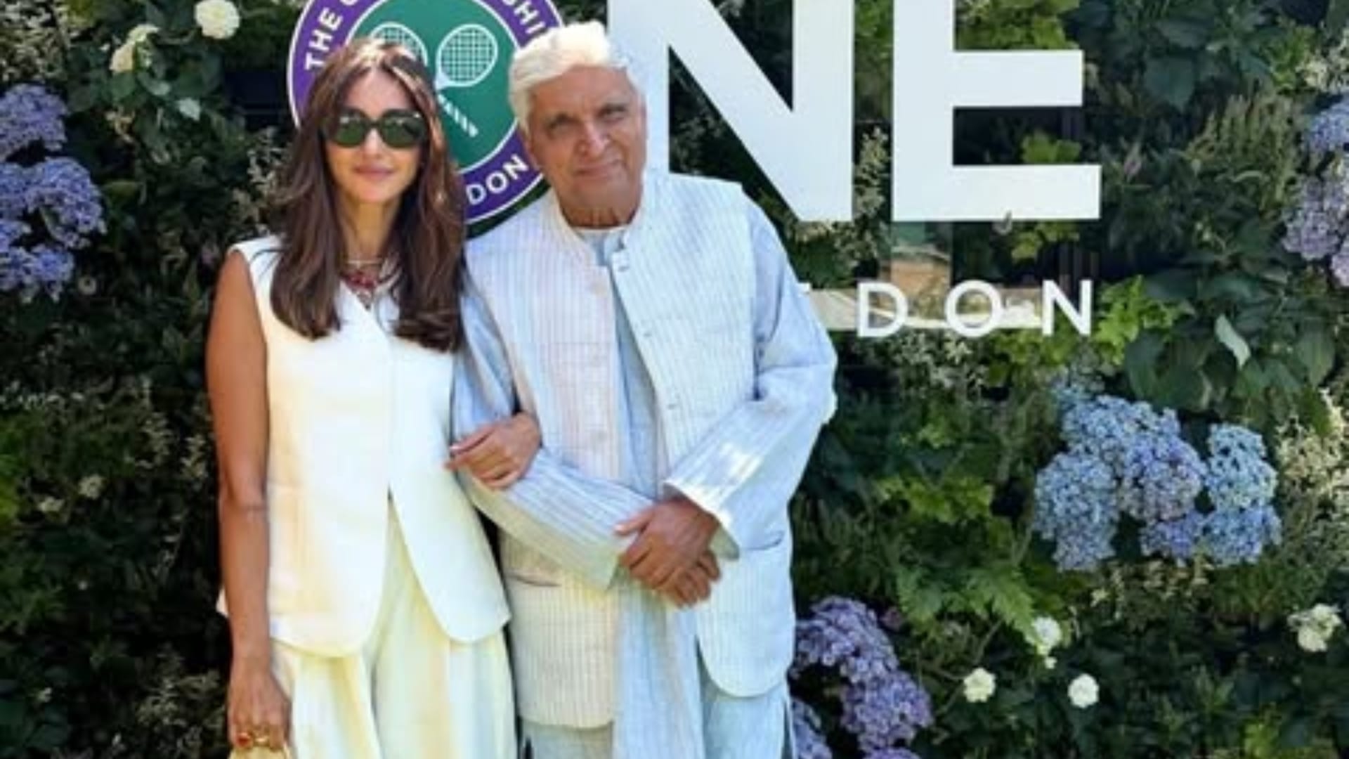 Shibani Akhtar Share Javed Aktar And Farhan Akhtar Pictures Enjoy Wimbledon