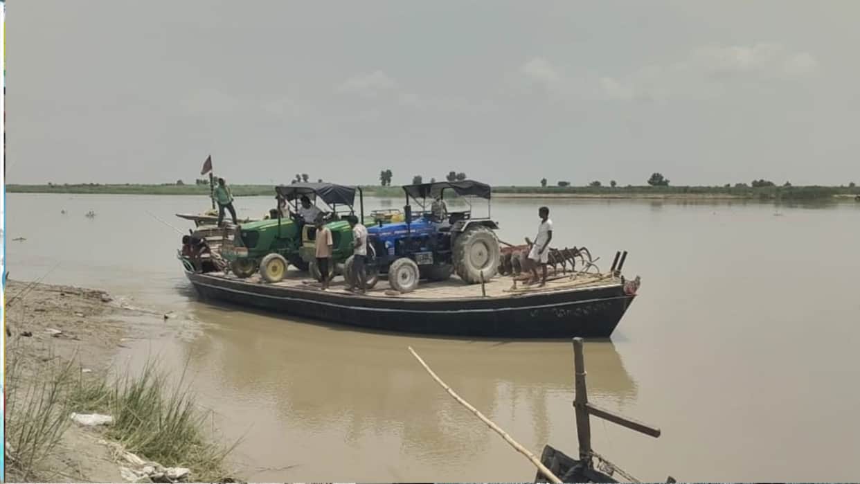 Gorakhpur Rivers Water Level Rise Rapti Saryu Gandak Nepal Rain Flood Alert