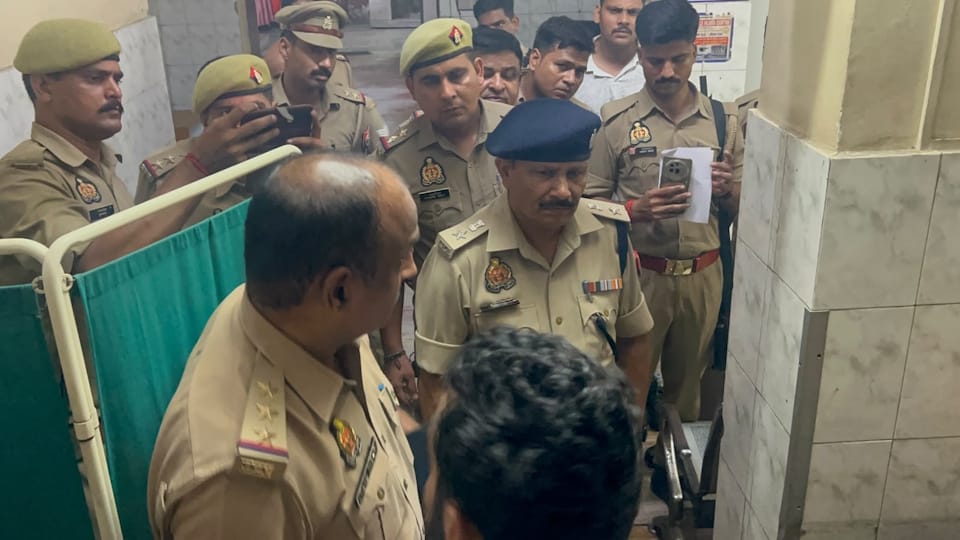 Son kills father over land dispute in Ghaziabad