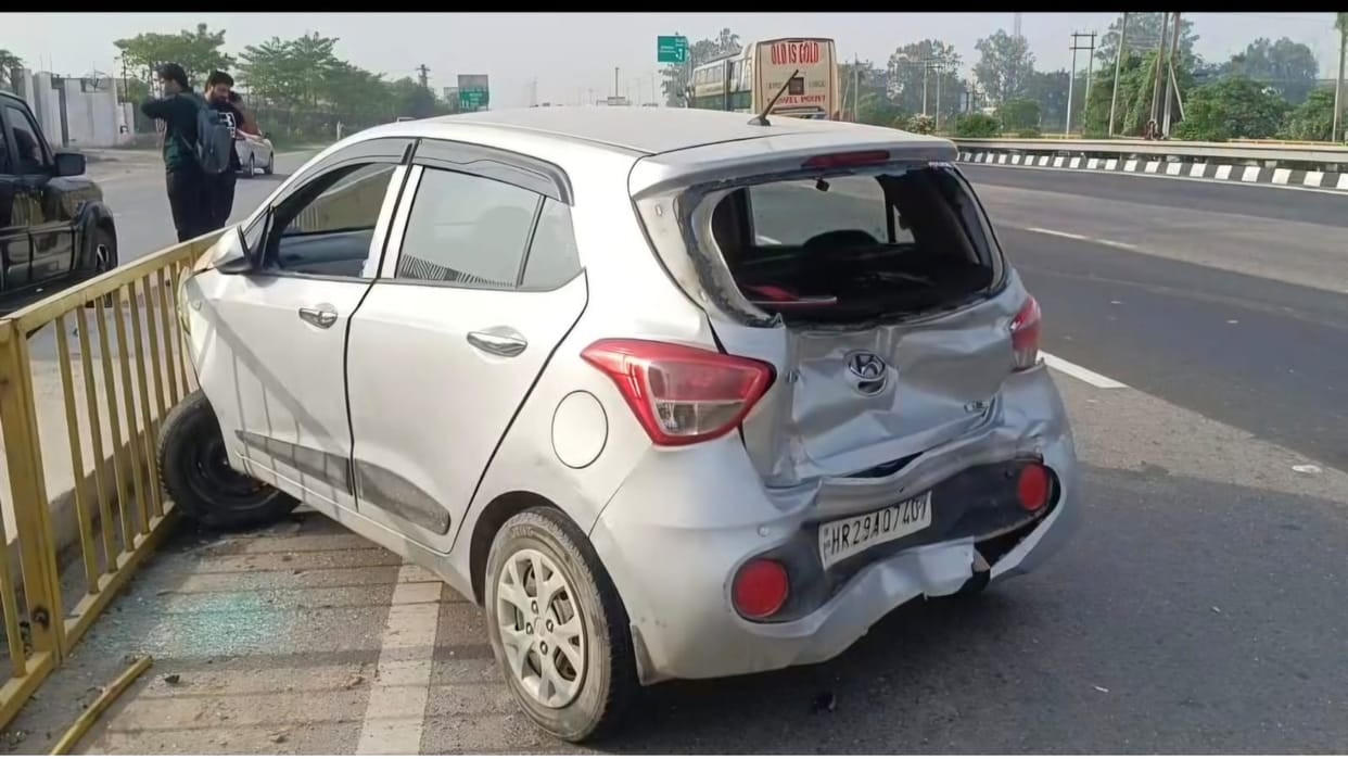 Tragic accident on GT Road in Sonipat Truck runs over two youths changing tire one critically injured