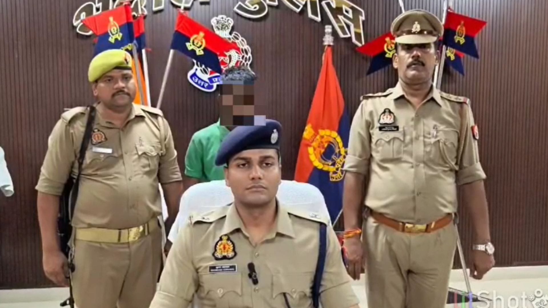 पुलिस के गिरफ्त में आरोपी