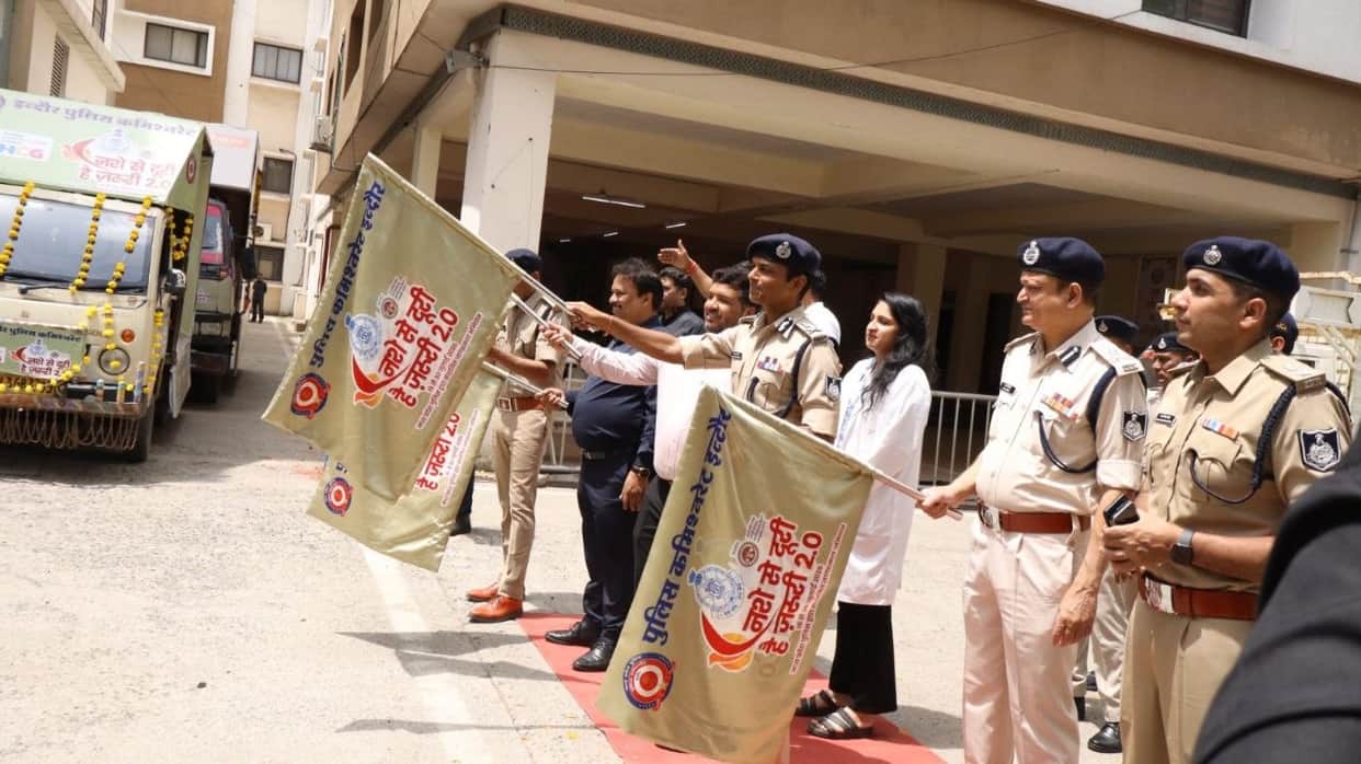 indore-news-police-influencers-campaign-against-drug-addiction-awareness-rally