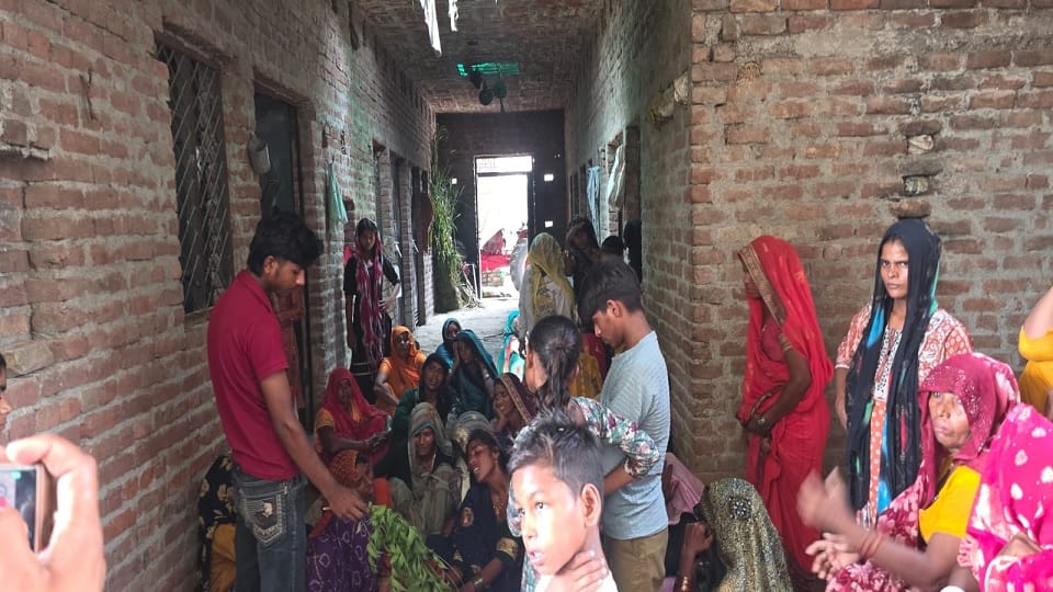 Youth dies after robbery and assault in Garhmukteshwar serious allegations against police conduct in Hapur