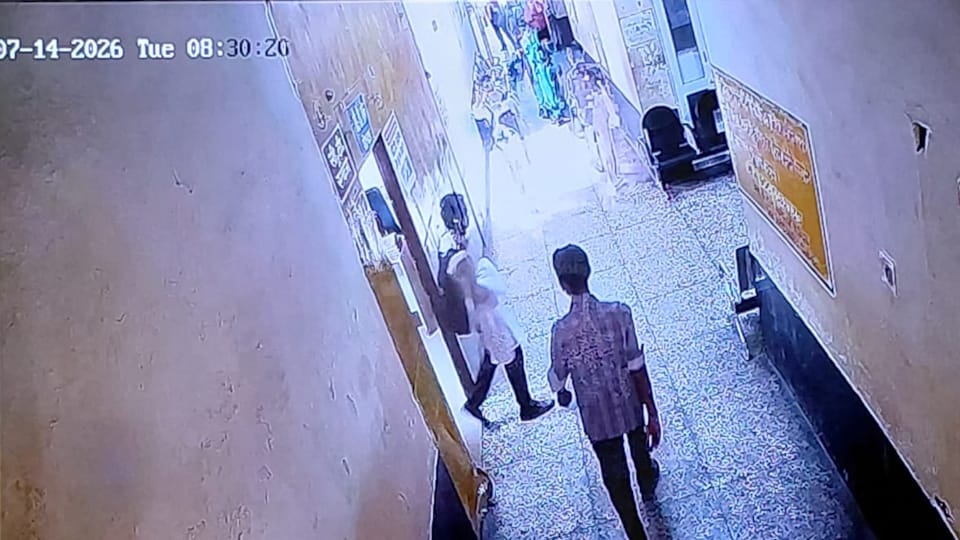 Pilibhit Medical Student Murder Sagar bought knife just day before incident carried hospital hidden in his bag