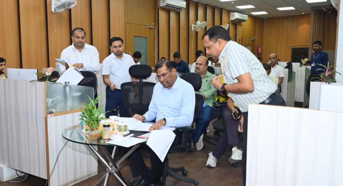 bihar health secretary kumar ravi action against government doctors private practice duty