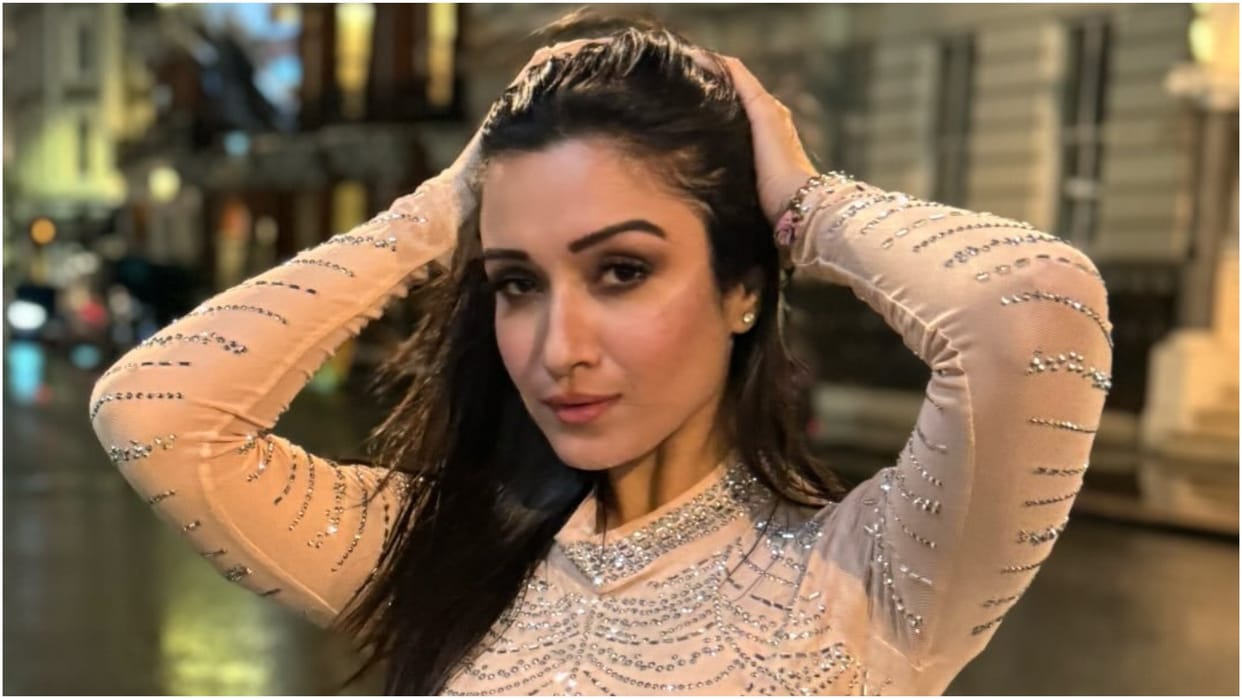 The Enforcement Directorate questioning Shefali Bagga in connection with a money laundering case
