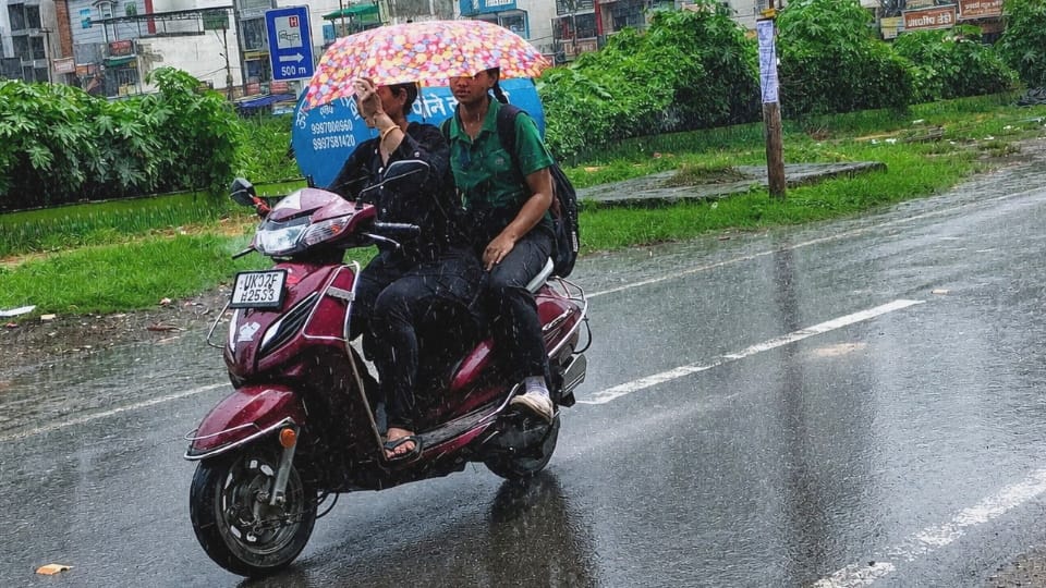 Uttarakhand Weather Heavy rain Alert in nine districts risk of rising water levels in rivers and streams