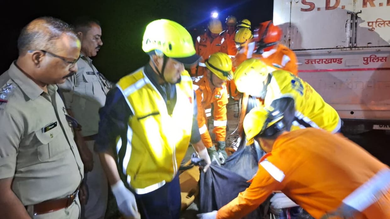 Rudraprayag Accident Truck plunges into gorge on Tarsali-Phata road two dead read All Updates Uttarakhand