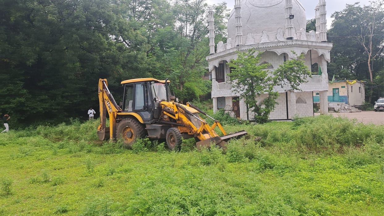 Dispute escalates over the designated area for Namaz at Bhojshala;