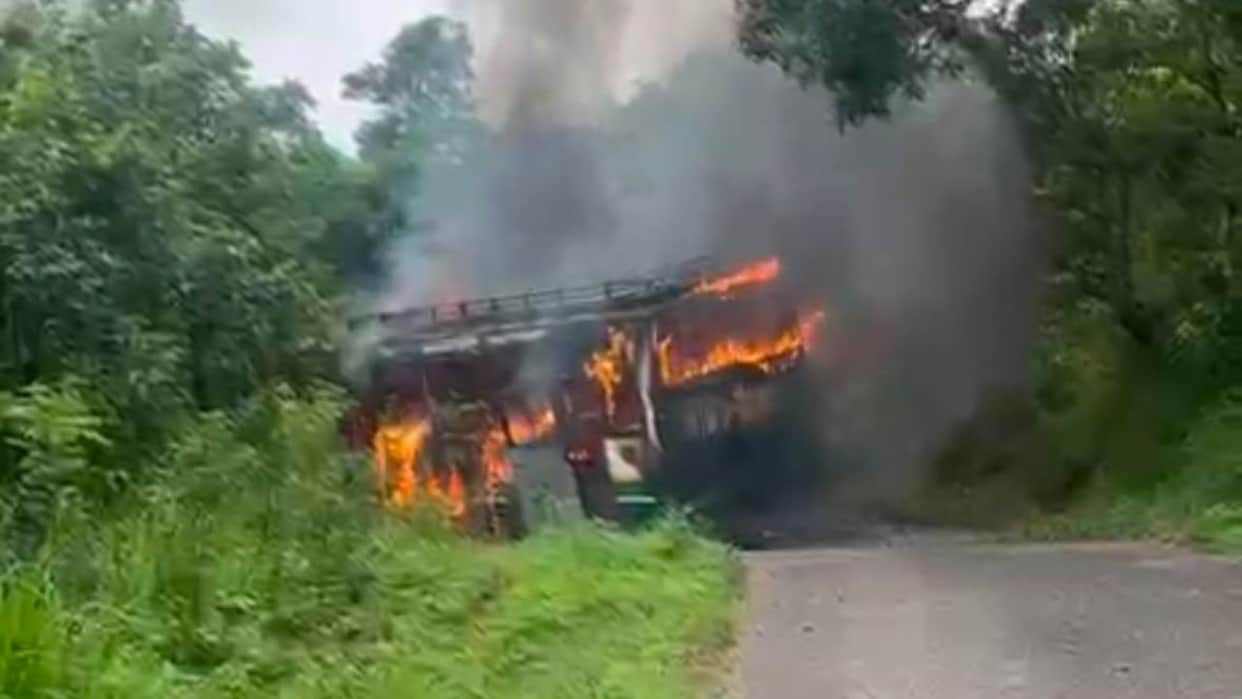 HRTC Bus Fire Near Palampur: Running Bus Catches Fire at Kaluna, Passengers Safe