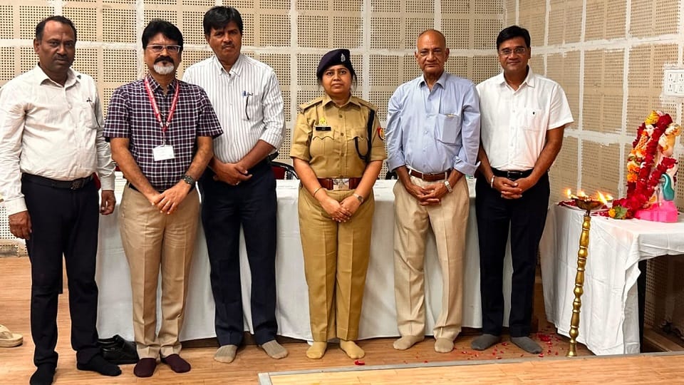 Agra Witnesses Surge in Road Accidents, Experts Call for Urgent Measures