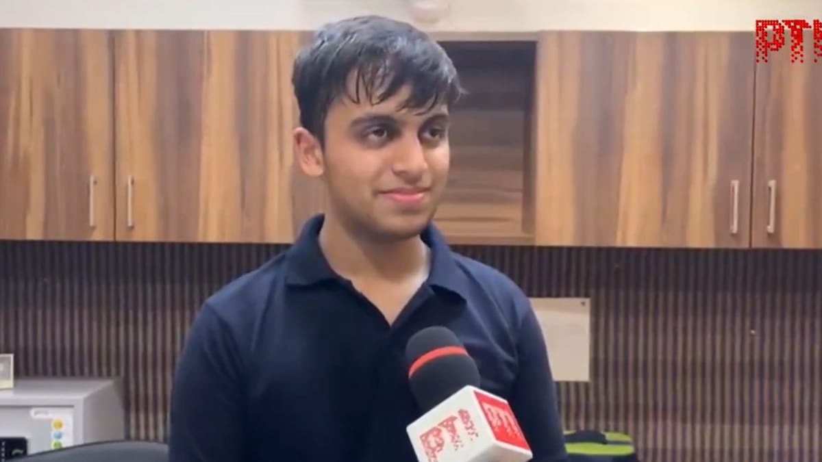 नीट टॉपर आर्यन गुप्ता क्यों बनना चाहते हैं ऑन्कोलॉजिस्ट? वजह जानकर भर आएंगी आंखें