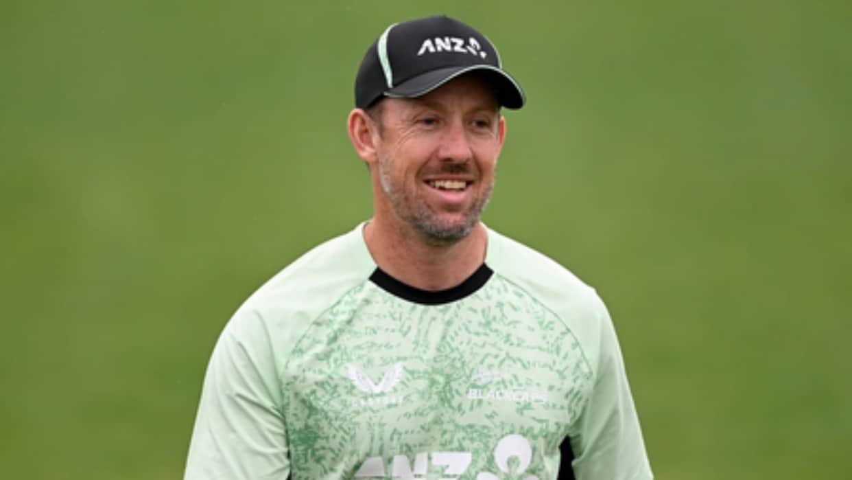 Luke Ronchi to leave New Zealand batting coaching role for BBL team Melbourne Renegades