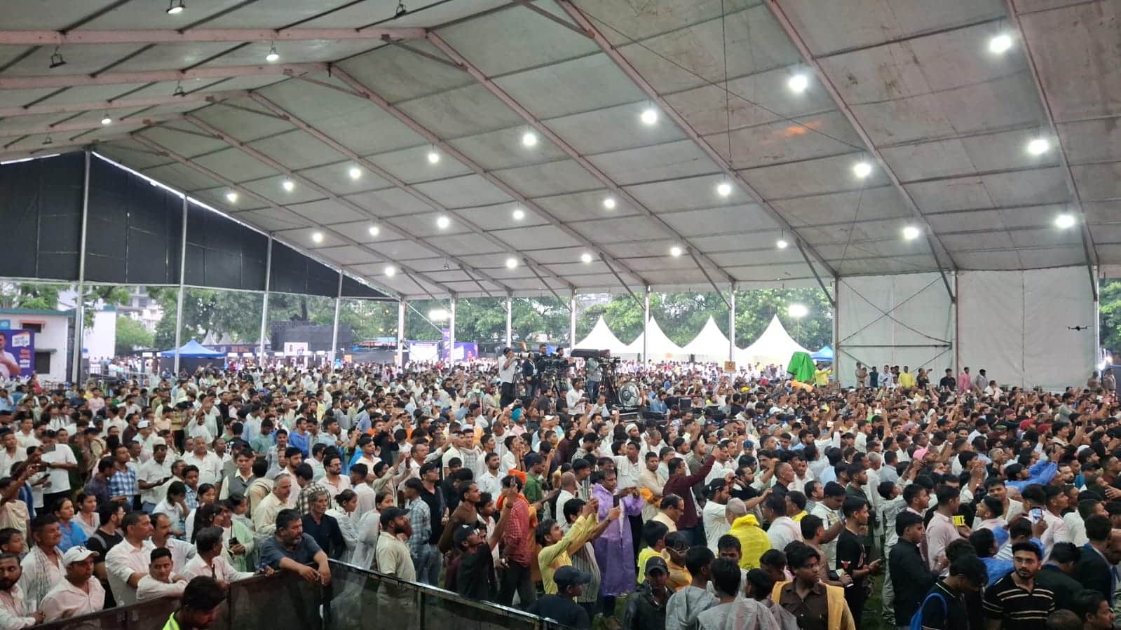 Rahul Gandhi Dehradun Visit Unemployed Youth Wears Academic Degrees Around Neck at Chhatron Ki Goonj Event