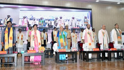 UPRTOU 26 gold medals awarded and 30,886 learners received degrees at the Open University convocation cerem