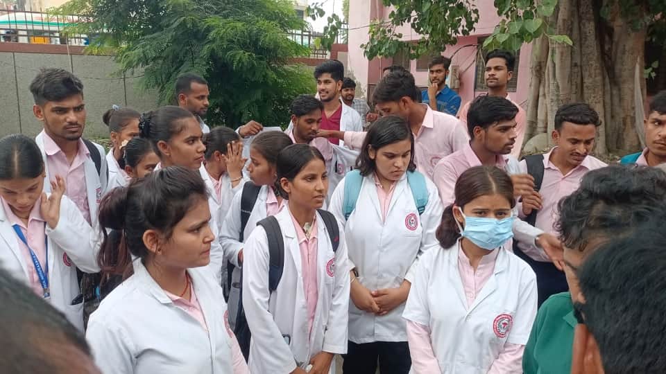 There was a ruckus over beds in the dialysis unit of the Government Medical College