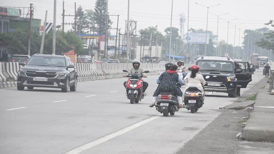 Rising accidents on Bareilly Road Haldwani have created panic among pedestrians and drivers