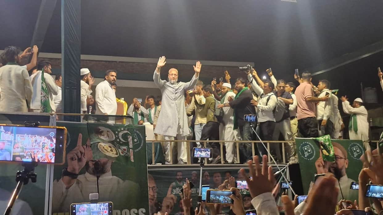 Ready for alliance with other parties to stop BJP: Owaisi