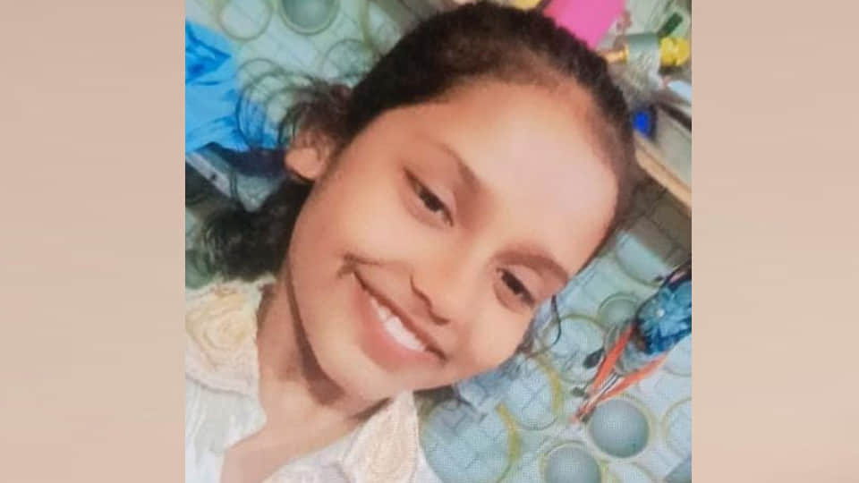 Kanpur: Teenage girl crushed to death by speeding truck