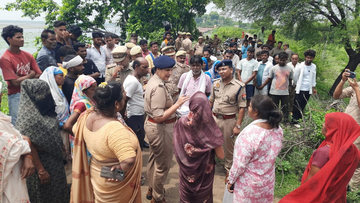 Mahoba Murder Temple priest brutally murdered beaten to death with sticks and clubs blood soaked body found