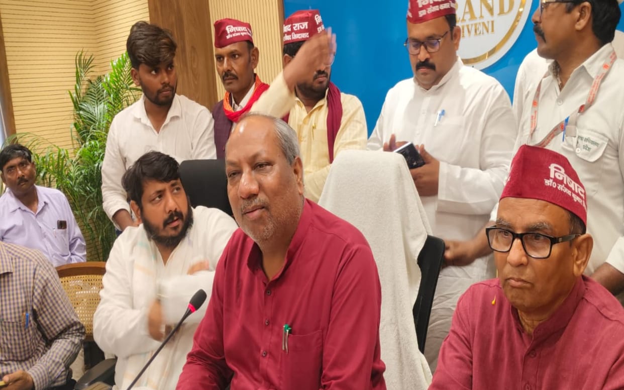 Minister Sanjay Nishad stated: A digital library will be set up in every Nishad-majority village