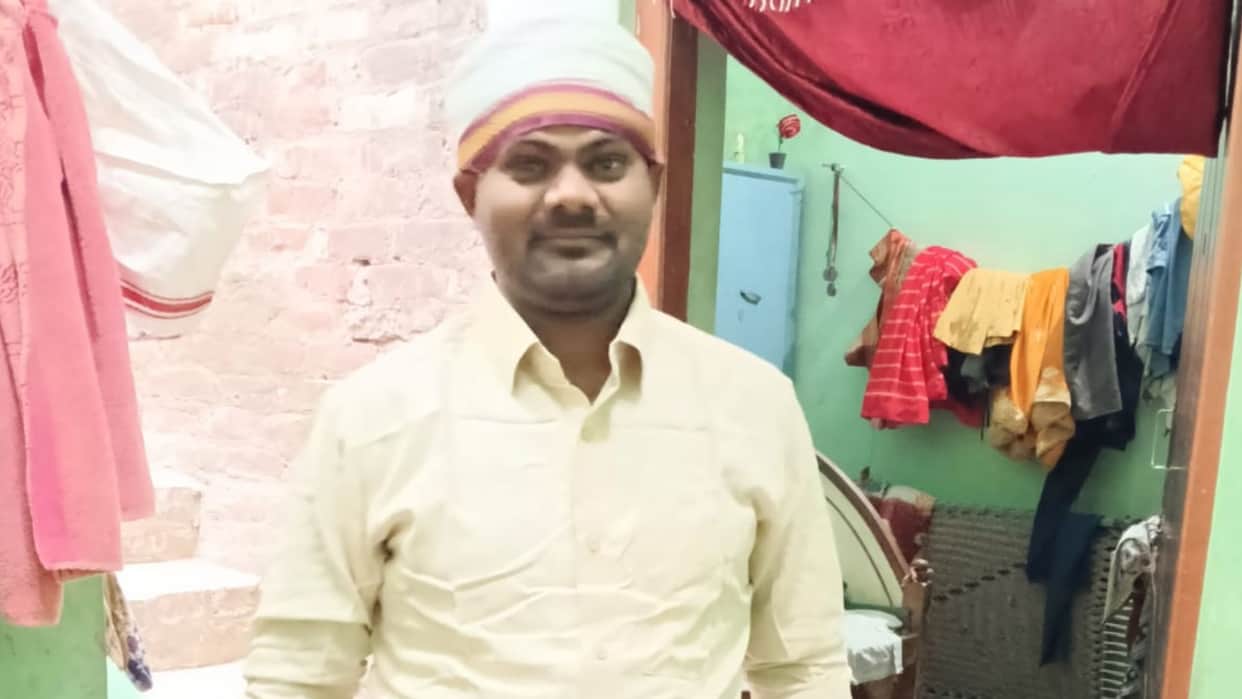 Contract worker dies of electrocution JE suspended police FIR against five in Varanasi