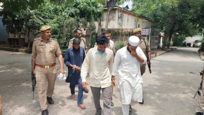 गोकशी के तीन आरोपियों को मिली 10-10 साल की सज़ा