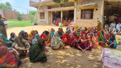 Final rites uniform of Yogendra remains were never recovered family demands agent be hanged