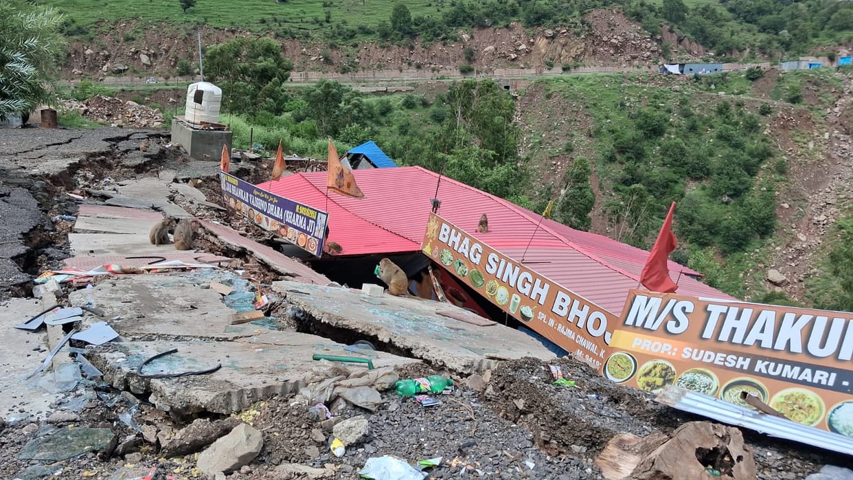 Cloudburst in Chenani flattens market eight shops sink 25 feet.