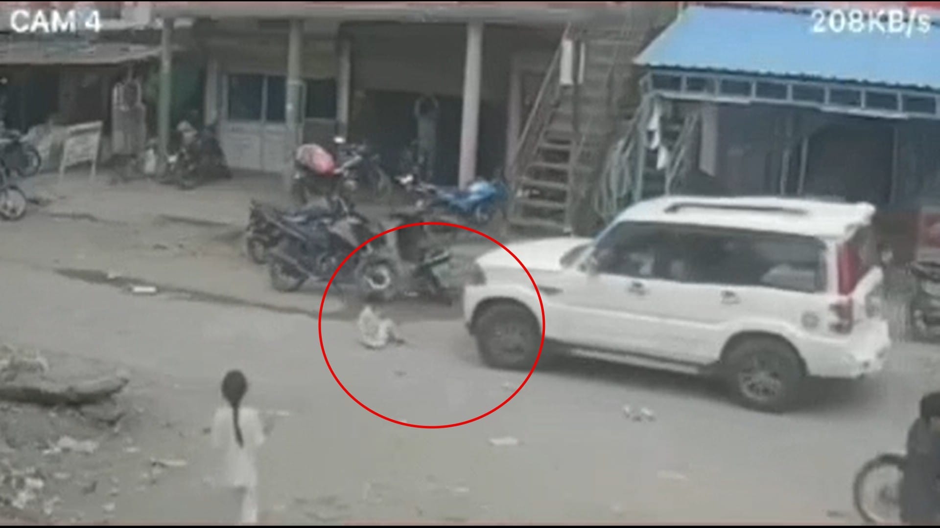 भोपाल में तीन साल की मासूम को स्कॉर्पियो ने रौंद दिया।
