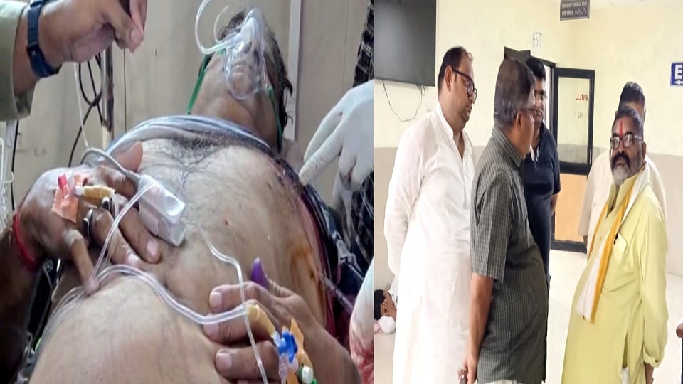 Aligarh electronics trader shoots himself