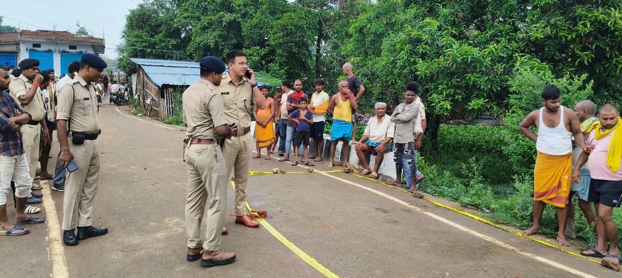 Bihar Crime: Month-old dispute reignites two injured in firing in Maner crime news in hindi
