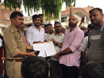 पदयात्रा से पहले कांग्रेसी हुए हाउस अरेस्ट