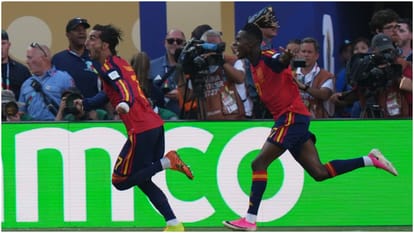 Post Malone-Shakira Performance Makes FIFA World Cup Final A Superhit See Photos
