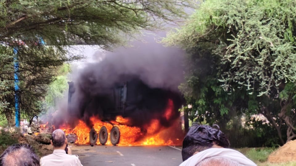 Driver burns to death in Bhiwani