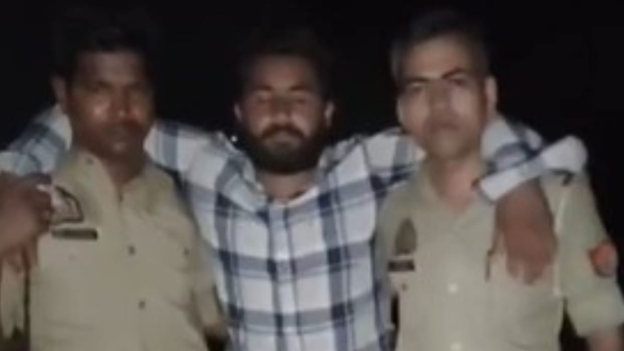 Criminal injured fleeing after firing police in encounter hatched murder plot in ballia arrested