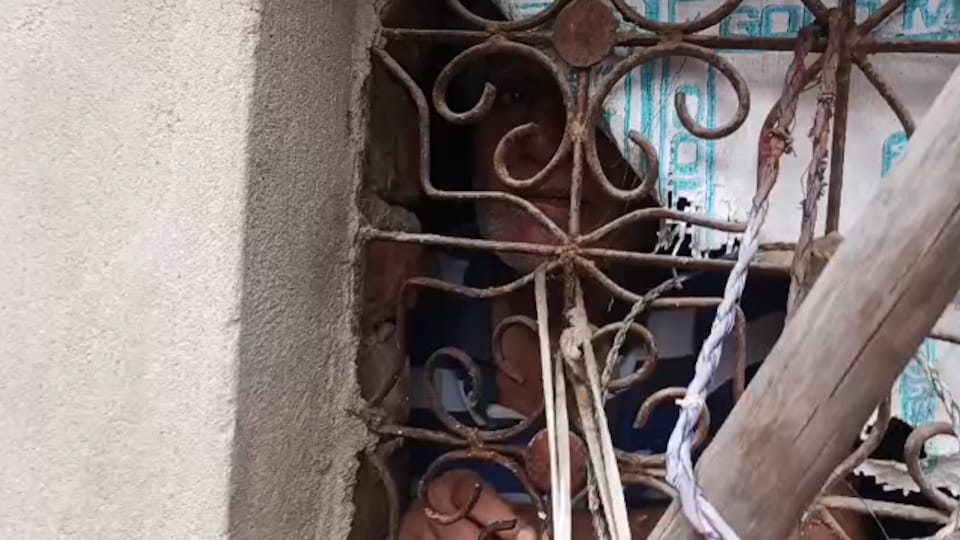 UP News Elderly Teacher Locked Himself in Room Amid Wife Harassment