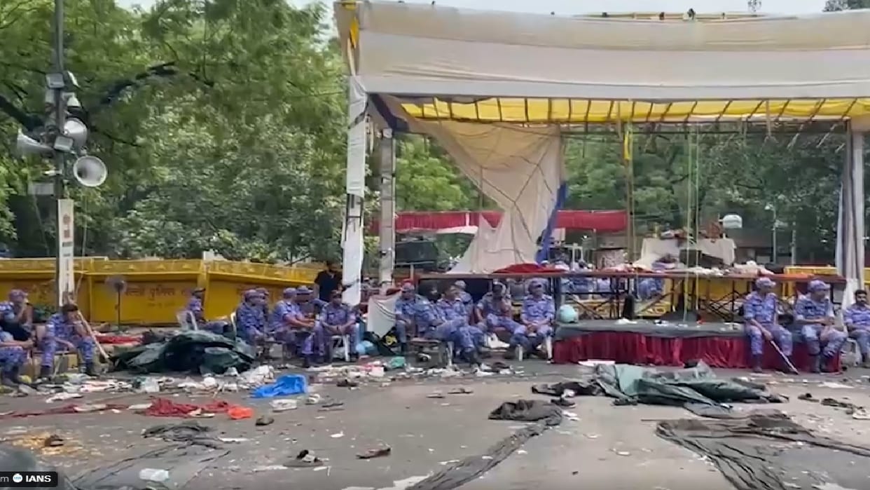 Sonam Wangchuk Hunger Strike Live Updates CJP Jantar Mantar Protest Parliament March Abhijeet Dipke News
