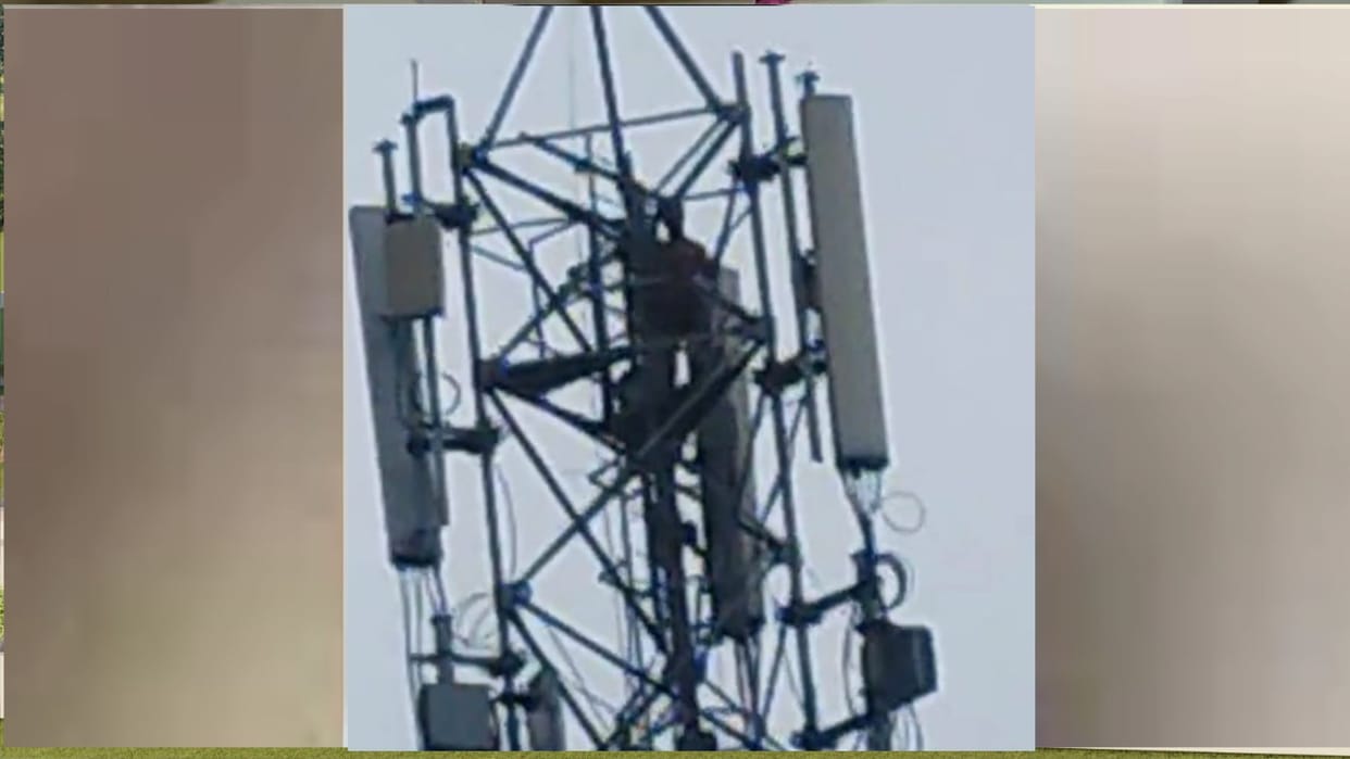 Mentally challenged youth climbs tower for the second time in Kushinagar.