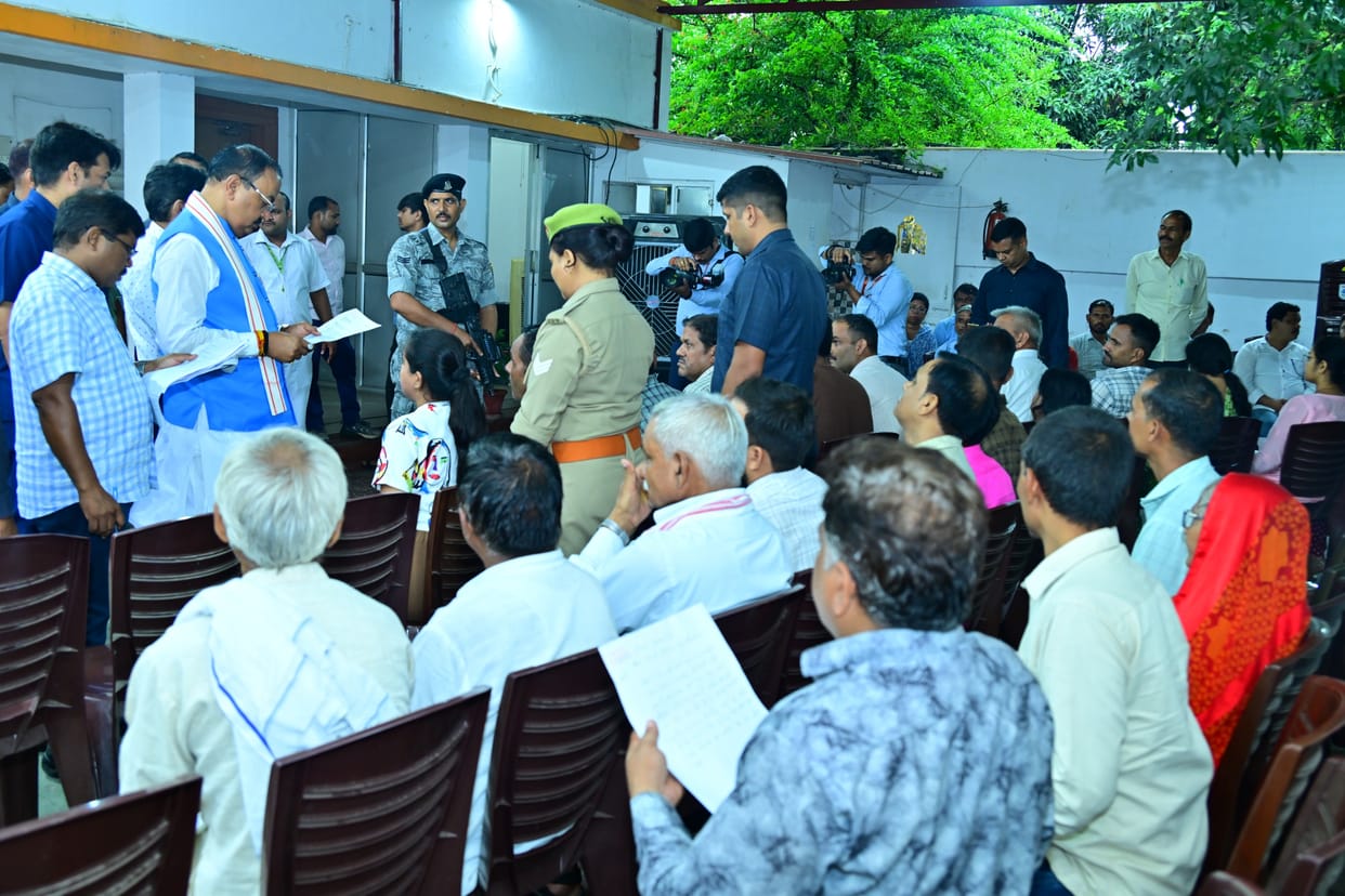 UP: Deputy Chief Minister Keshav Prasad Maurya listened to people's grievances during the Janata Darshan.