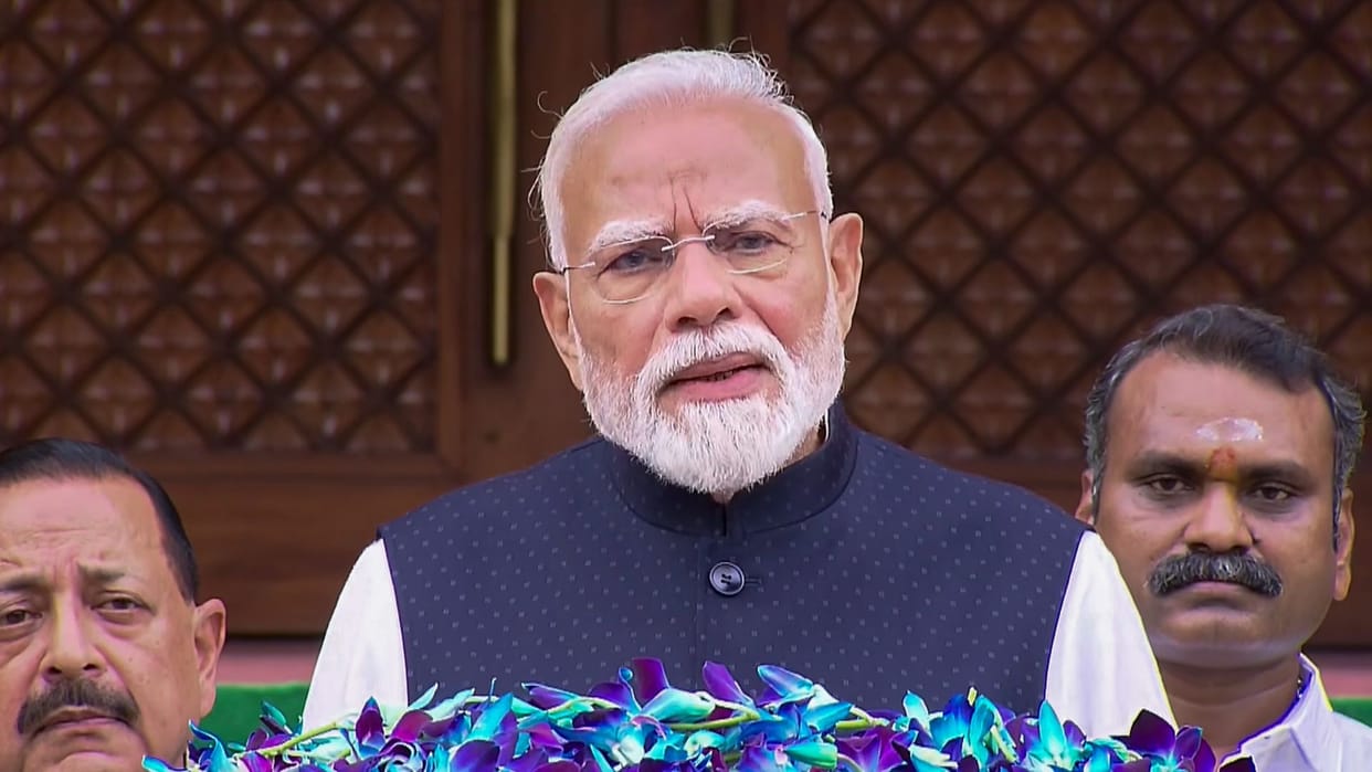 PM Modi's Video Message Sparks Surge, Instagram Gains One Million Followers Overnight