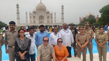 पनामा के विदेश मंत्री जेवियर एडुआर्डो मार्टिनेज आचा वास्केज