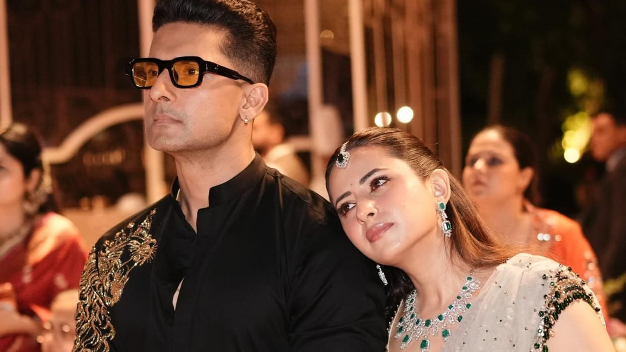 Sargun Mehta Cant Stop Crying After Seeing Her Husband Ravi Dubey Play Laxman In Ramayana