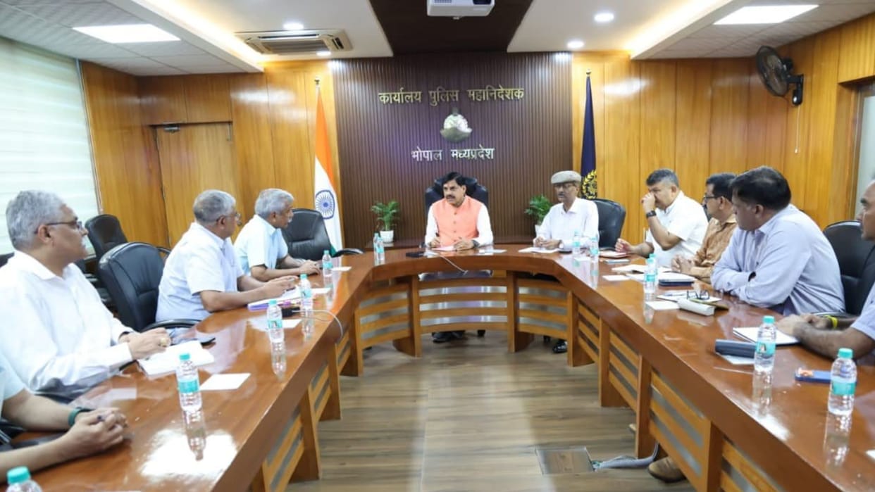 MP Police: SI recruitment after 8 years, annual promotions; CM Mohan Yadav says criminals must not be allowed