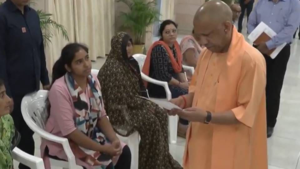 CM Yogi listened to people grievances on Janta Darshan and said Do not worry every problem will be resolved