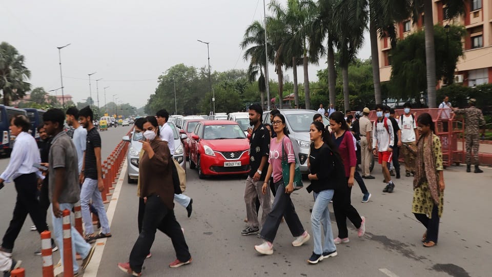 Internet suspended in New Delhi Jantar Mantar protest directions Google Maps stopped working