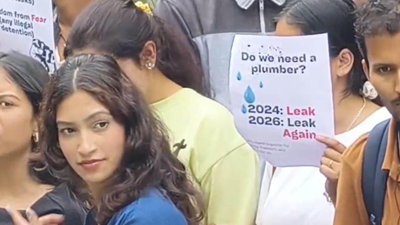 सोनम वांगचुक के समर्थन में शिमला में प्रदर्शन।